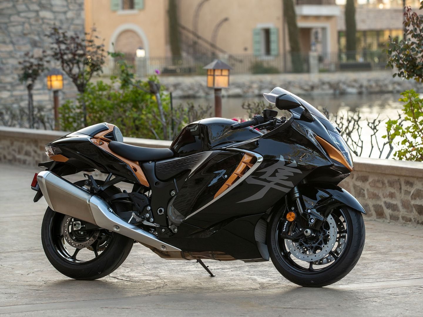 editors’-choice:-great-motorcycles-of-2022