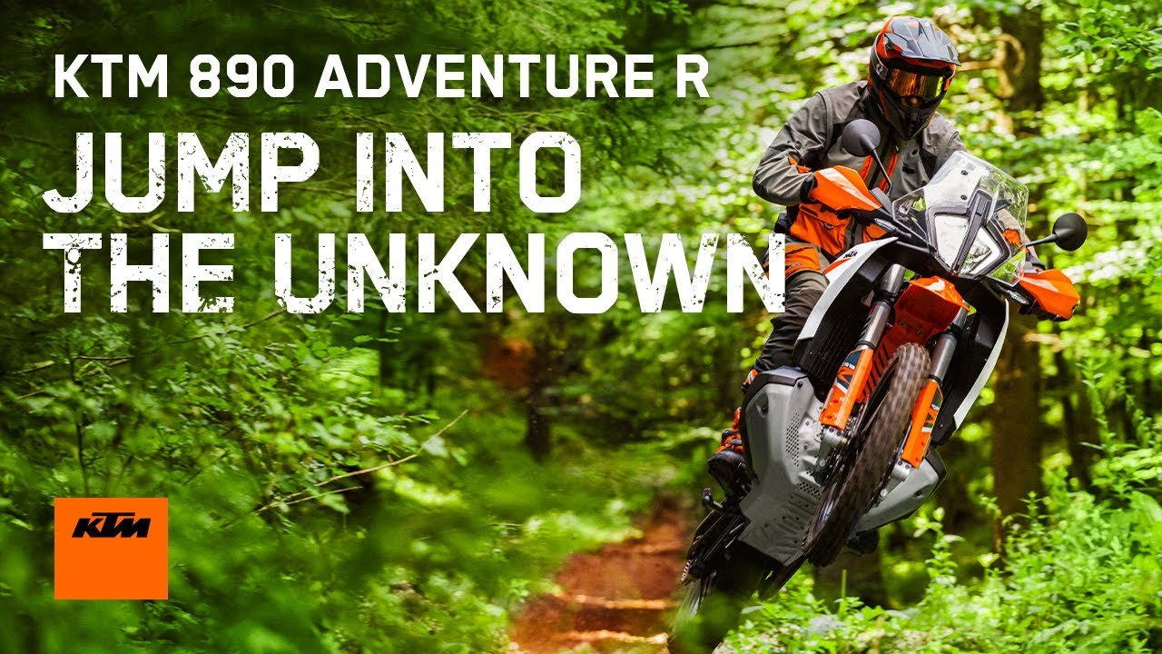 KTM 890 R já disponível em todo o Brasil por R$ 139.990 mil KTM 890 R já disponível em todo o Brasil por R$ 139.990 mil