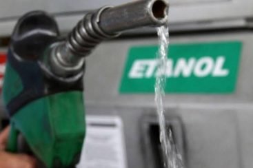 Preço do etanol sobe em 14 estados, afirma ANP