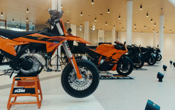 KTM Suspende Produção Novamente KTM Suspende Produção Novamente
