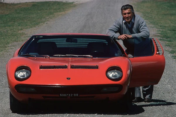 Ferruccio Lamborghini: O Homem que Desafiou a Ferrari Ferruccio Lamborghini: O Homem que Desafiou a Ferrari