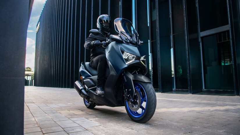 Yamaha XMAX 300 Connected: Inovação e Conectividade Yamaha XMAX 300 Connected: Inovação e Conectividade